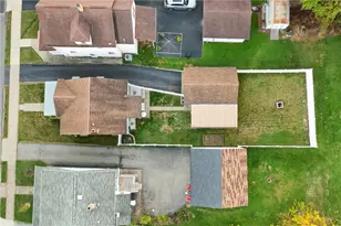 925 Warren Ave, New Castle, PA 16101 - Photo 22