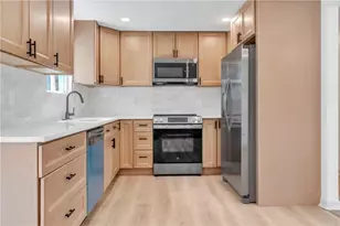 225 Grant Ave, Ross Twp, PA 15237 - Photo 2
