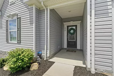 812 Curtman Ct, Pittsburgh, PA 15068 - Photo 4