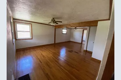 108 Federal St, Fayette City, PA 15473 - Photo 12