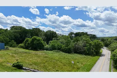 543-548 East Wilmington, Canton Township, PA 15301 - Photo 2