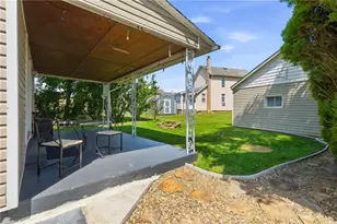 408 Wampum Ave, Ellwood City, PA 16117 - Photo 26