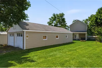 408 Wampum Ave, Ellwood City, PA 16117 - Photo 28