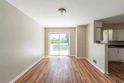 826 Eureka St, Pittsburgh, PA 15210 - Photo 8