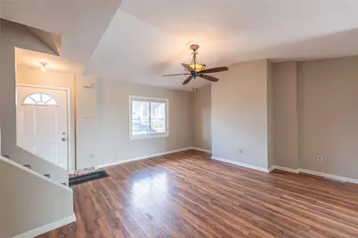 826 Eureka St, Pittsburgh, PA 15210 - Photo 4