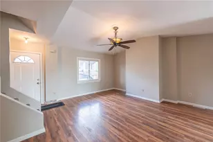 826 Eureka St, Pittsburgh, PA 15210 - Photo 4