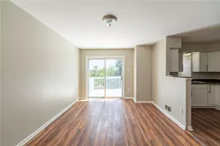 826 Eureka St, Pittsburgh, PA 15210 - Photo 8
