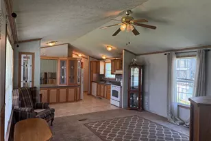 40 Mobile Rd, South Franklin, PA 15301 - Photo 2