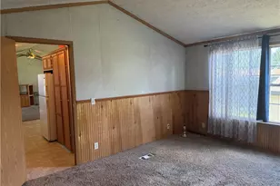 40 Mobile Rd, South Franklin, PA 15301 - Photo 8