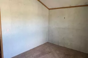 40 Mobile Rd, South Franklin, PA 15301 - Photo 18