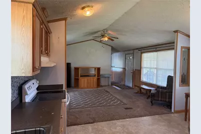 40 Mobile Rd, South Franklin, PA 15301 - Photo 4