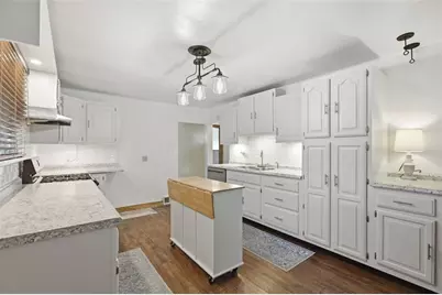 996 N.Bluff Drive, New Kensington, PA 15068 - Photo 8