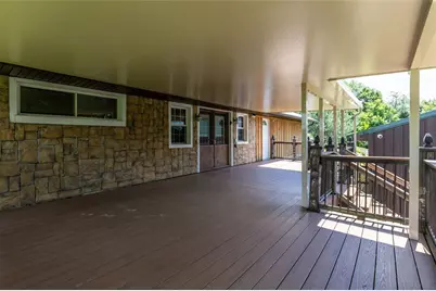 996 N.Bluff Drive, New Kensington, PA 15068 - Photo 16