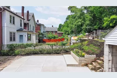 5735 Pocusset St, Pittsburgh, PA 15217 - Photo 44