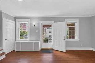 5735 Pocusset St, Pittsburgh, PA 15217 - Photo 4