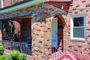 5735 Pocusset St, Pittsburgh, PA 15217 - Photo 2