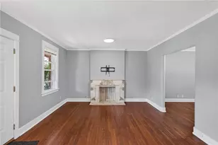 5735 Pocusset St, Pittsburgh, PA 15217 - Photo 6