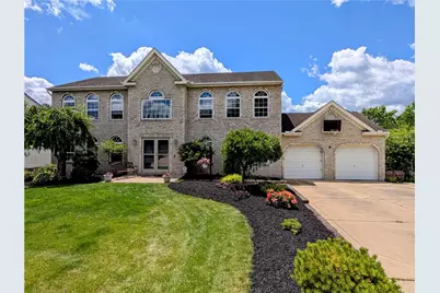 570 Peregrine Dr, North Huntingdon, PA 15642 - Photo 2