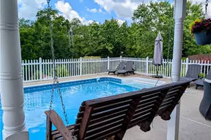 570 Peregrine Dr, North Huntingdon, PA 15642 - Photo 40