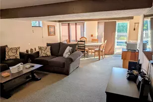 570 Peregrine Dr, North Huntingdon, PA 15642 - Photo 34