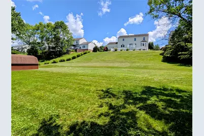 570 Peregrine Dr, North Huntingdon, PA 15642 - Photo 46