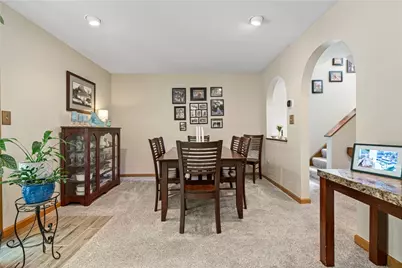 162 Old English Rd, Ross Twp, PA 15237 - Photo 8