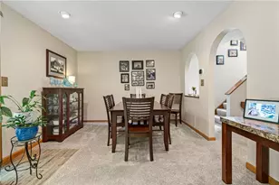 162 Old English Rd, Ross Twp, PA 15237 - Photo 8