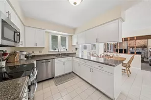 95 William Dr, North Strabane, PA 15317 - Photo 10