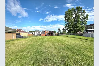 1206 1st St, Luzerne Township, PA 15444 - Photo 2