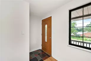 115 Bluegrass Dr, Twp of But SW, PA 16001 - Photo 6