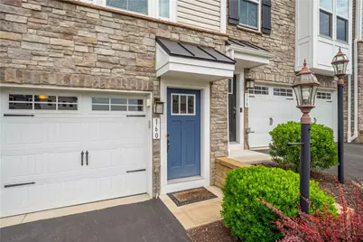 160 Cole Drive, Robinson Twp, PA 15136 - Photo 2