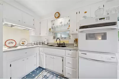 139 E Owens Ave, Derry Boro, PA 15627 - Photo 10