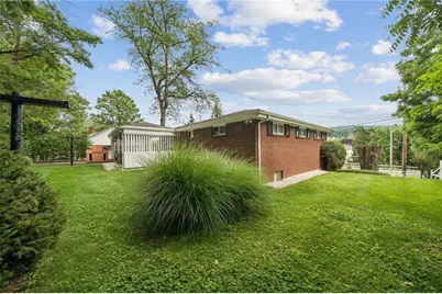 139 E Owens Ave, Derry Boro, PA 15627 - Photo 32