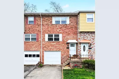 930 Academy Heights Dr, Hempfield Township, PA 15601 - Photo 2