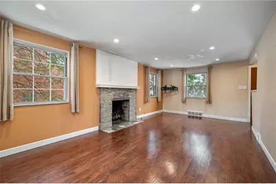 4706 E Willock Rd, Pittsburgh, PA 15227 - Photo 4