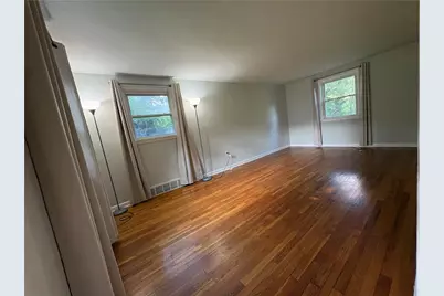 5357 Brownsville Rd, Pittsburgh, PA 15236 - Photo 4