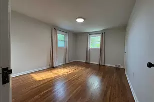 5357 Brownsville Rd, Pittsburgh, PA 15236 - Photo 12