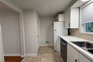 5357 Brownsville Rd, Pittsburgh, PA 15236 - Photo 10