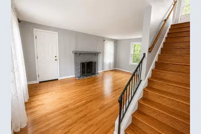 128 Sylvania Dr, South Park, PA 15236 - Photo 2