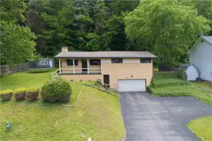 148 Dwellington Dr, Middlesex Township, PA 16059 - Photo 1