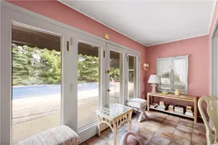 795 E Beau St, South Strabane, PA 15301 - Photo 16