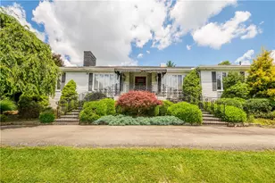 795 E Beau St, South Strabane, PA 15301 - Photo 4