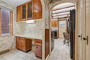 1026 Woodberry Rd, New Kensington, PA 15068 - Photo 10