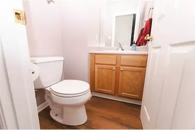 222 Castle Creek Dr, Seven Fields Boro, PA 16046 - Photo 1