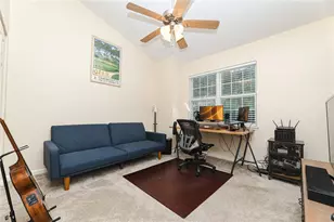 222 Castle Creek Dr, Seven Fields Boro, PA 16046 - Photo 32