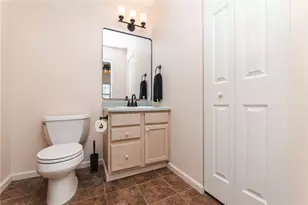 222 Castle Creek Dr, Seven Fields Boro, PA 16046 - Photo 18