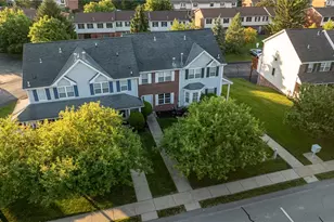 222 Castle Creek Dr, Seven Fields Boro, PA 16046 - Photo 1