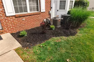 222 Castle Creek Dr, Seven Fields Boro, PA 16046 - Photo 6