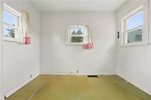 729 Mercer Rd, Delaware Township, PA 16125 - Photo 6