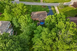304 Clubview Dr, Peters Township, PA 15317 - Photo 6